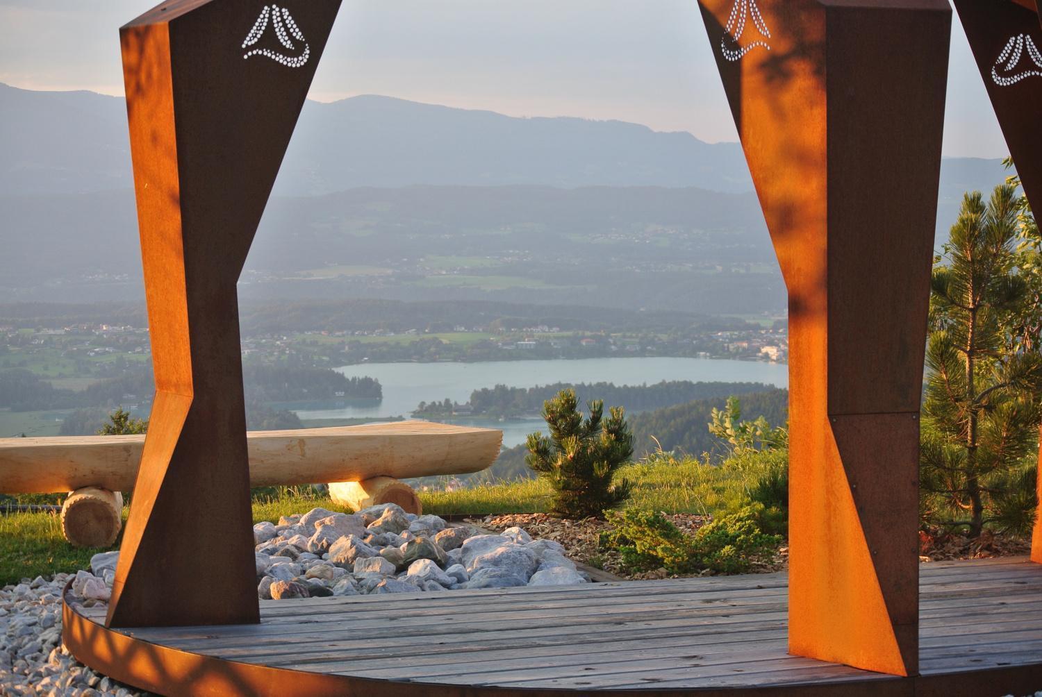 Hotel Baumgartnerhof Finkenstein am Faaker See ภายนอก รูปภาพ