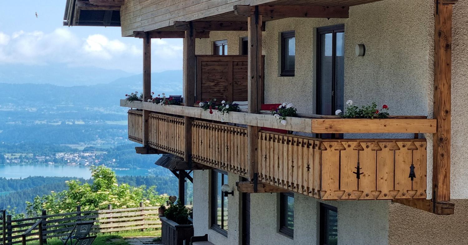 Hotel Baumgartnerhof Finkenstein am Faaker See ภายนอก รูปภาพ